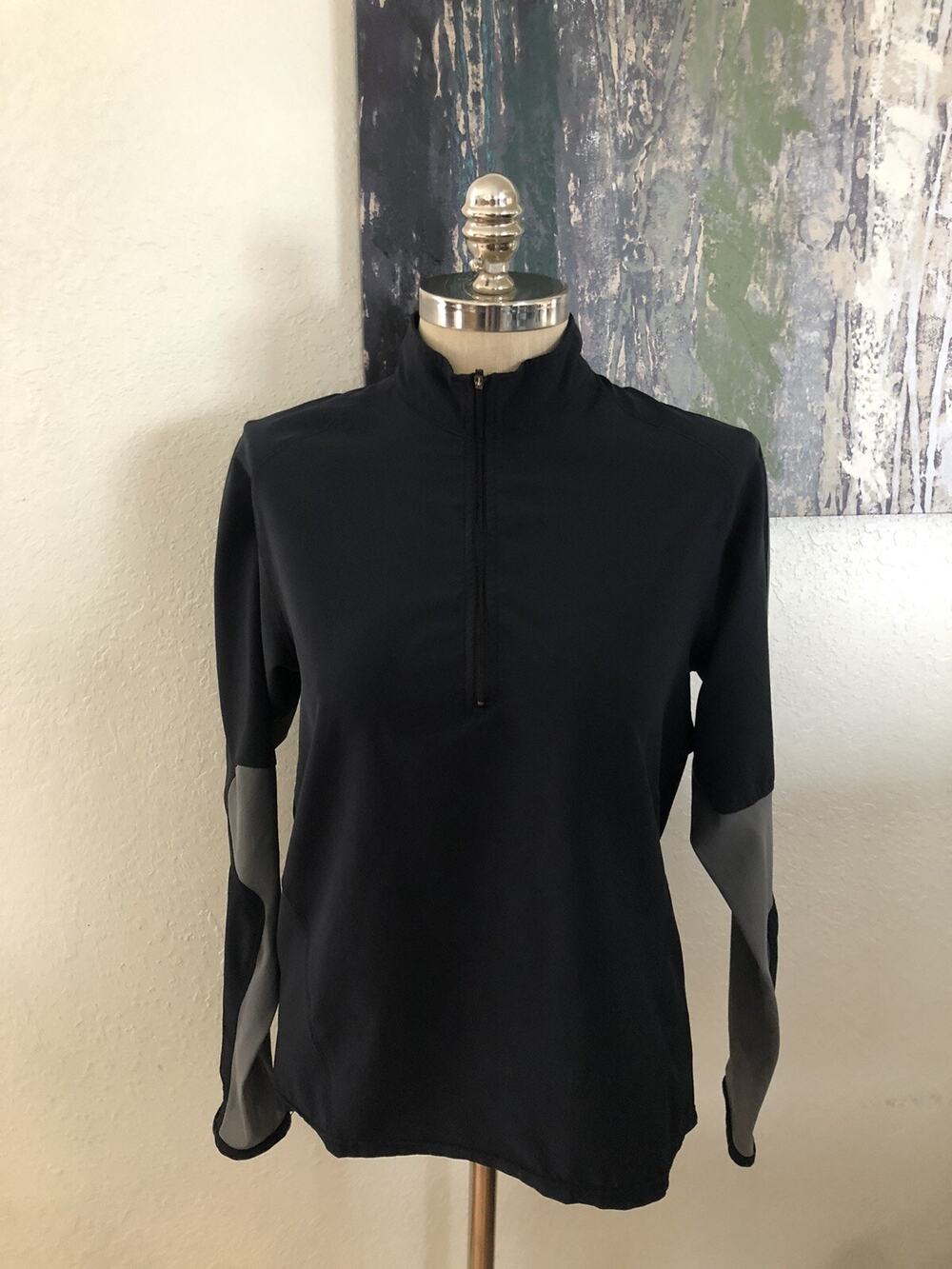 NIKE Black/Gray Lightweight Mesh 1/4 Zip Pullover Womens SIZE SMALL